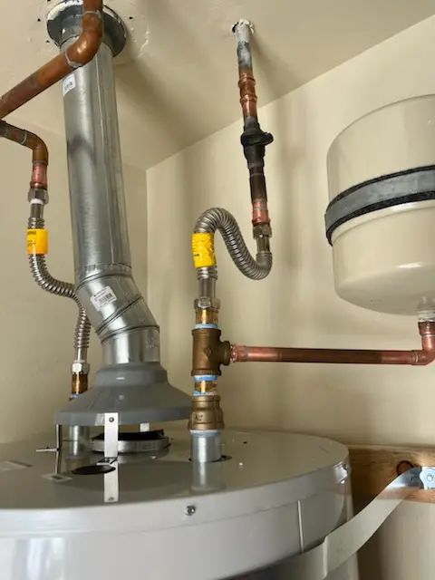 Water heater installation and plumbing repair in Worthington Place South